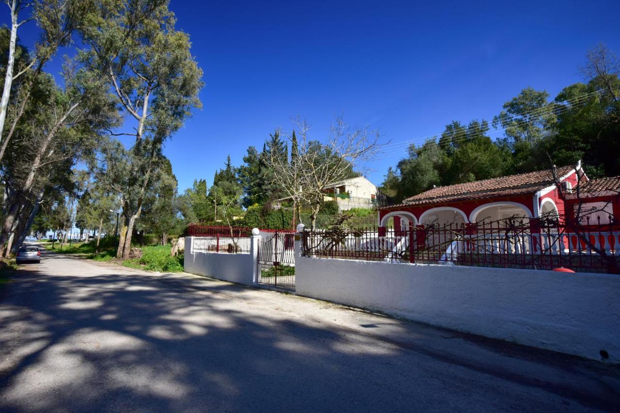 Merlyn Rooms Into The Nature, 100M From The Beach Dafnila Exterior photo